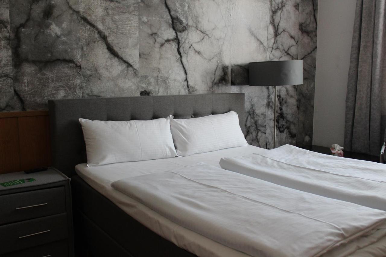 City Max Hotel Bochum Bagian luar foto