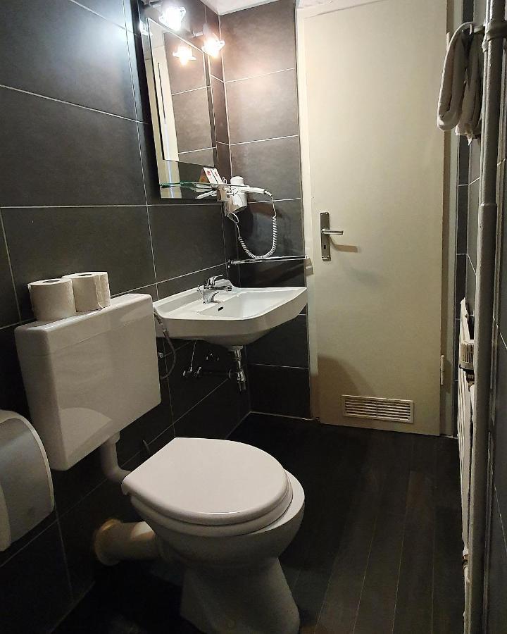City Max Hotel Bochum Bagian luar foto